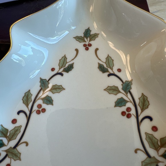 Mikasa Porcelain 8" Holiday Christmas Tree Candy Dish GOLD NIB  Trinket Holiday - Picture 4 of 7